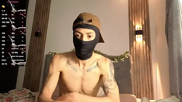 Snapshot of cute_emmma chatting on May 4, 11:28 am cute emmma online show from May 4, 11:28 am