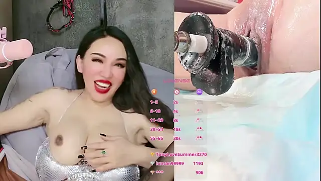 Snapshot of ladyfengyeS010 chatting on May 4, 6:26 pm ladyfengyeS010 online show from May 4, 6:26 pm