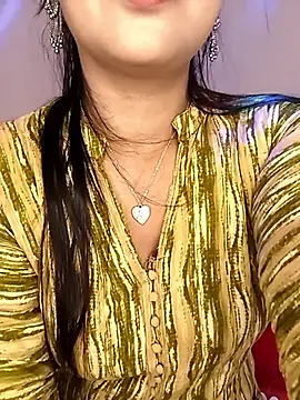 Snapshot of Deshi_bhabhi143 chatting on May 18, 6:08 am Deshi bhabhi143 online show from May 18, 6:08 am