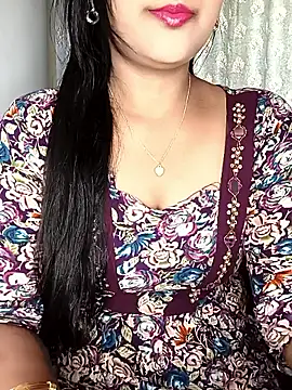 Snapshot of Deshi_bhabhi143 chatting on May 29, 6:11 am Deshi bhabhi143 online show from May 29, 6:11 am