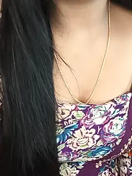 Snapshot of Deshi_bhabhi143 chatting on July 9, 7:56 am Deshi bhabhi143 online show from July 9, 7:56 am