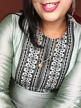 Snapshot of Deshi_bhabhi143 chatting on July 18, 7:56 am Deshi bhabhi143 online show from July 18, 7:56 am
