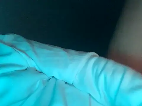 Snapshot of Sevenyearsago chatting on December 22, 5:15 am Sevenyearsago online show from December 22, 5:15 am