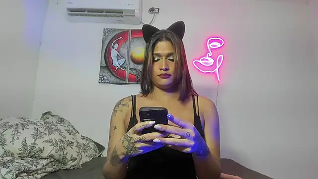 Maya Nova online show from January 9, 3:20 am