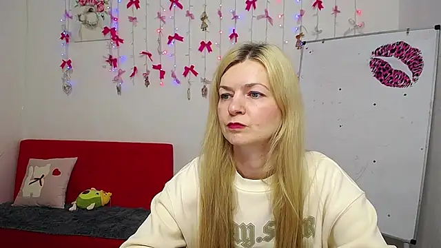 MelissaTyler online show from April 23, 10:58 am