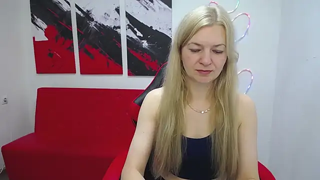 Snapshot of MelissaTyler chatting on July 10, 5:23 am MelissaTyler online show from July 10, 5:23 am