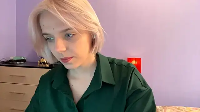 Scarlet cat online show from January 7, 6:16 am