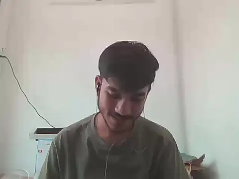 Snapshot of badaa_lund chatting on May 19, 8:53 am badaa lund online show from May 19, 8:53 am