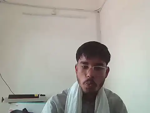 Snapshot of badaa_lund chatting on June 9, 9:21 am badaa lund online show from June 9, 9:21 am