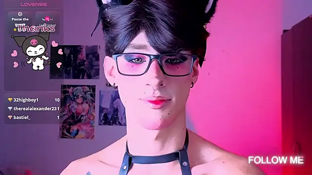 Snapshot of Kitsuneplay_ chatting on July 10, 2:38 am Kitsuneplay online show from July 10, 2:38 am