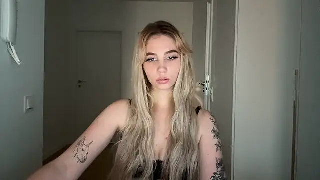 TeenLily online show from June 29, 5:46 pm