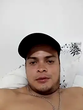 Snapshot of soytorres92 chatting on March 21, 8:19 am soytorres92 online show from March 21, 8:19 am