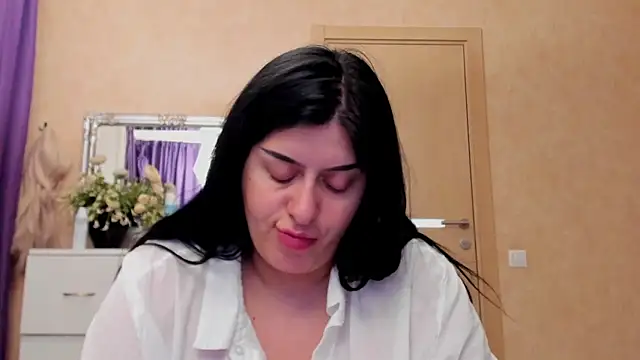 NayaNoirX online show from April 24, 5:54 am