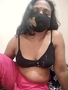 Snapshot of Hot_Sweety02 chatting on January 18, 12:36 am Hot Sweety02 online show from January 18, 12:36 am