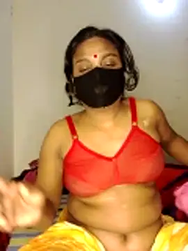 Snapshot of Hot_Sweety02 chatting on February 5, 11:20 pm Hot Sweety02 online show from February 5, 11:20 pm