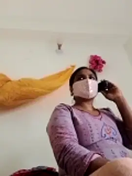 Snapshot of Hot_Sweety02 chatting on March 9, 6:17 am Hot Sweety02 online show from March 9, 6:17 am