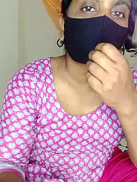 Snapshot of Hot_Sweety02 chatting on March 11, 1:33 am Hot Sweety02 online show from March 11, 1:33 am