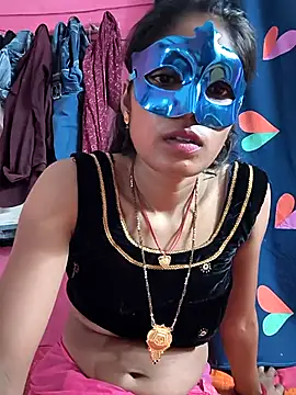 Snapshot of Naughty_Seema chatting on June 28, 3:56 am Naughty Seema online show from June 28, 3:56 am