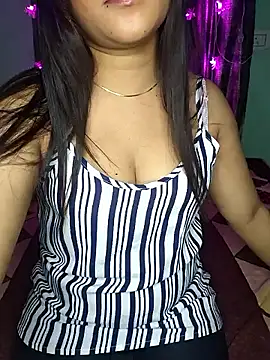 Snapshot of Saumyy chatting on March 8, 4:11 pm Saumyy online show from March 8, 4:11 pm