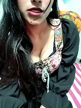 Yours-Zeenat online show from January 19, 7:34 am