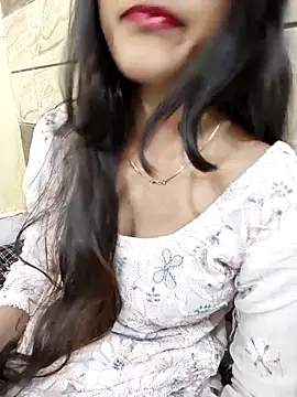 Yours-Zeenat online show from April 13, 9:48 am