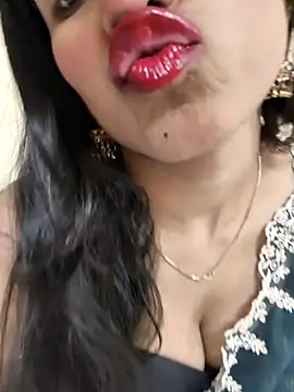 Yours-Zeenat online show from April 14, 6:58 pm