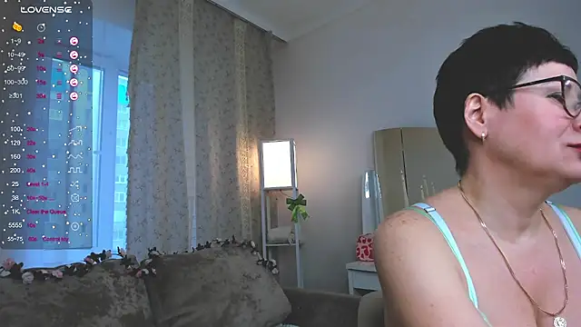 JennyMons online show from March 10, 8:19 am