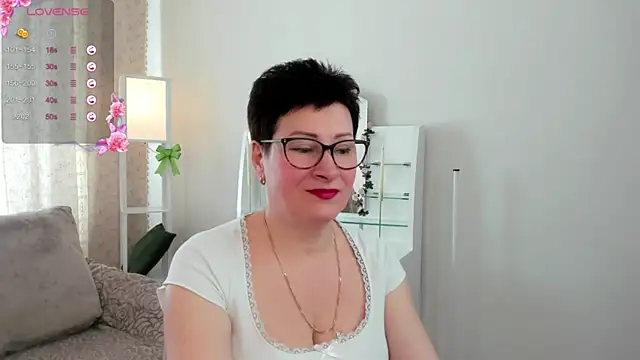 JennyMons online show from April 29, 8:18 am