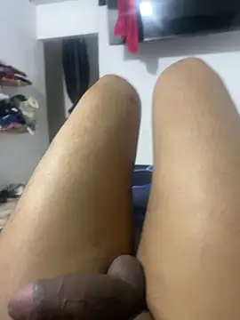 08yeis online show from May 30, 1:14 am
