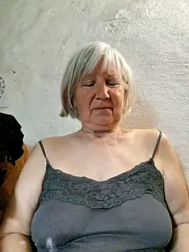 Snapshot of KlaudiaDarling chatting on May 21, 3:30 pm KlaudiaDarling online show from May 21, 3:30 pm