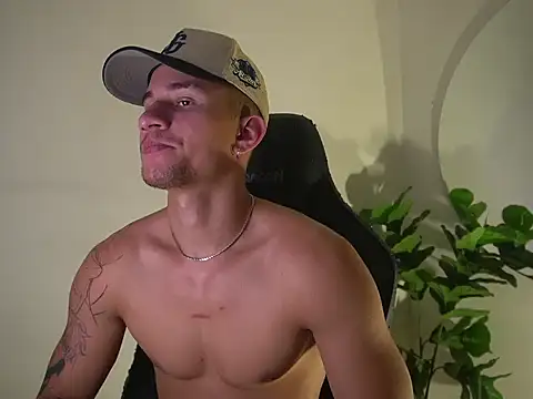 Thin tommy11 online show from March 17, 11:41 pm