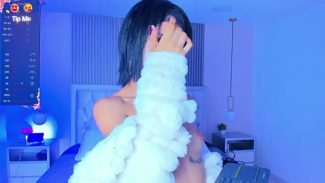Chloe dolls18 online show from February 13, 8:27 pm