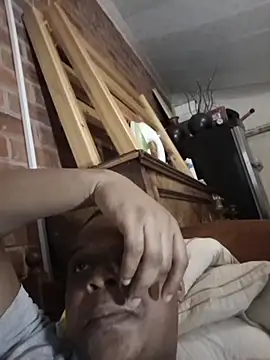 Julio Don Dada online show from February 27, 10:32 pm