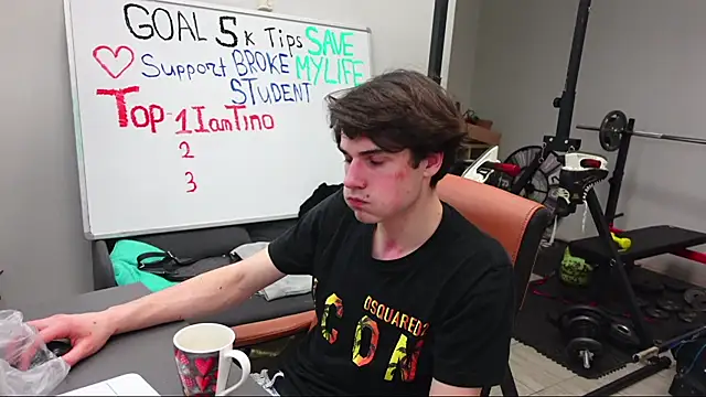 Snapshot of Daniel_Shawnn chatting on January 15, 10:57 pm Daniel Shawnn online show from January 15, 10:57 pm