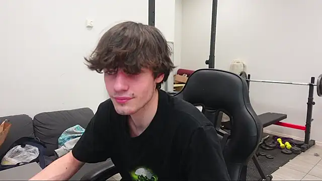 Snapshot of Daniel_Shawnn chatting on February 18, 10:28 pm Daniel Shawnn online show from February 18, 10:28 pm