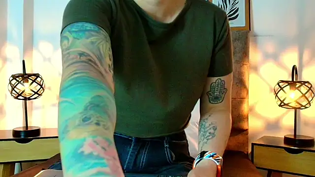 Snapshot of kat_paradise chatting on August 1, 11:20 am kat paradise online show from August 1, 11:20 am