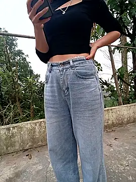 cachcach online show from March 19, 11:31 pm