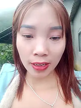 yeutinh00 online show from March 17, 9:23 am