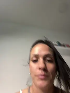 Snapshot of donatella07 chatting on February 4, 2:39 am donatella07 online show from February 4, 2:39 am