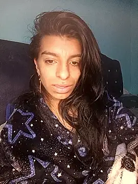 Snapshot of Alma_Kieran chatting on January 16, 11:47 am Alma Kieran online show from January 16, 11:47 am