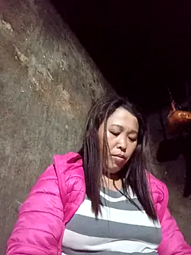 dakota-kis online show from March 1, 1:35 pm