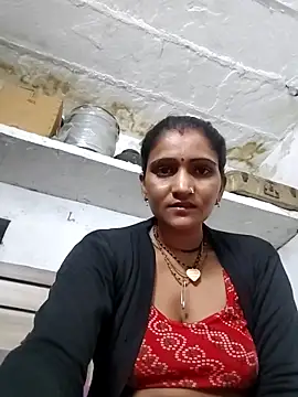 ISUKHD online show from June 11, 6:06 pm