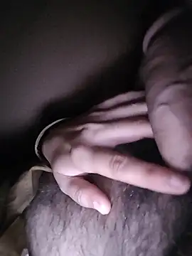 amazingboyyy12 online show from January 8, 2:25 am