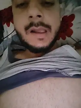 Snapshot of amazingboyyy12 chatting on April 21, 8:42 am amazingboyyy12 online show from April 21, 8:42 am