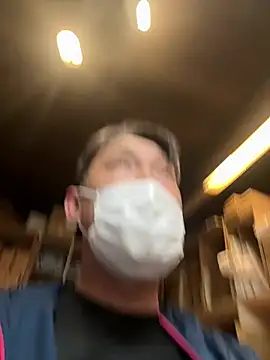 Snapshot of rasuku2025 chatting on March 2, 2:02 pm rasuku2025 online show from March 2, 2:02 pm