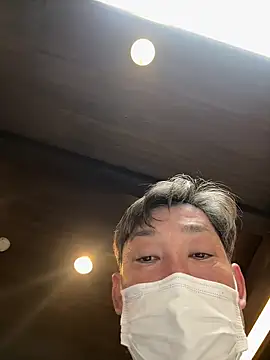 Snapshot of rasuku2025 chatting on March 17, 1:47 pm rasuku2025 online show from March 17, 1:47 pm