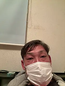 Snapshot of rasuku2025 chatting on March 23, 1:04 pm rasuku2025 online show from March 23, 1:04 pm