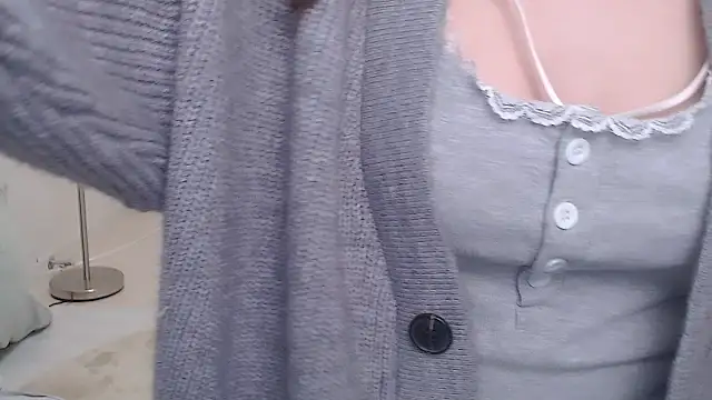 Snapshot of Sana_xxx chatting on February 3, 5:27 am Sana xxx online show from February 3, 5:27 am