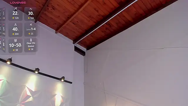 GabiSaenz  online show from April 28, 11:26 am