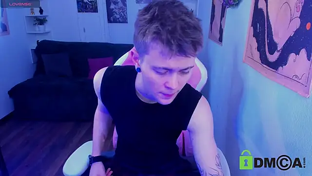 Tomas Norton online show from January 8, 5:21 am